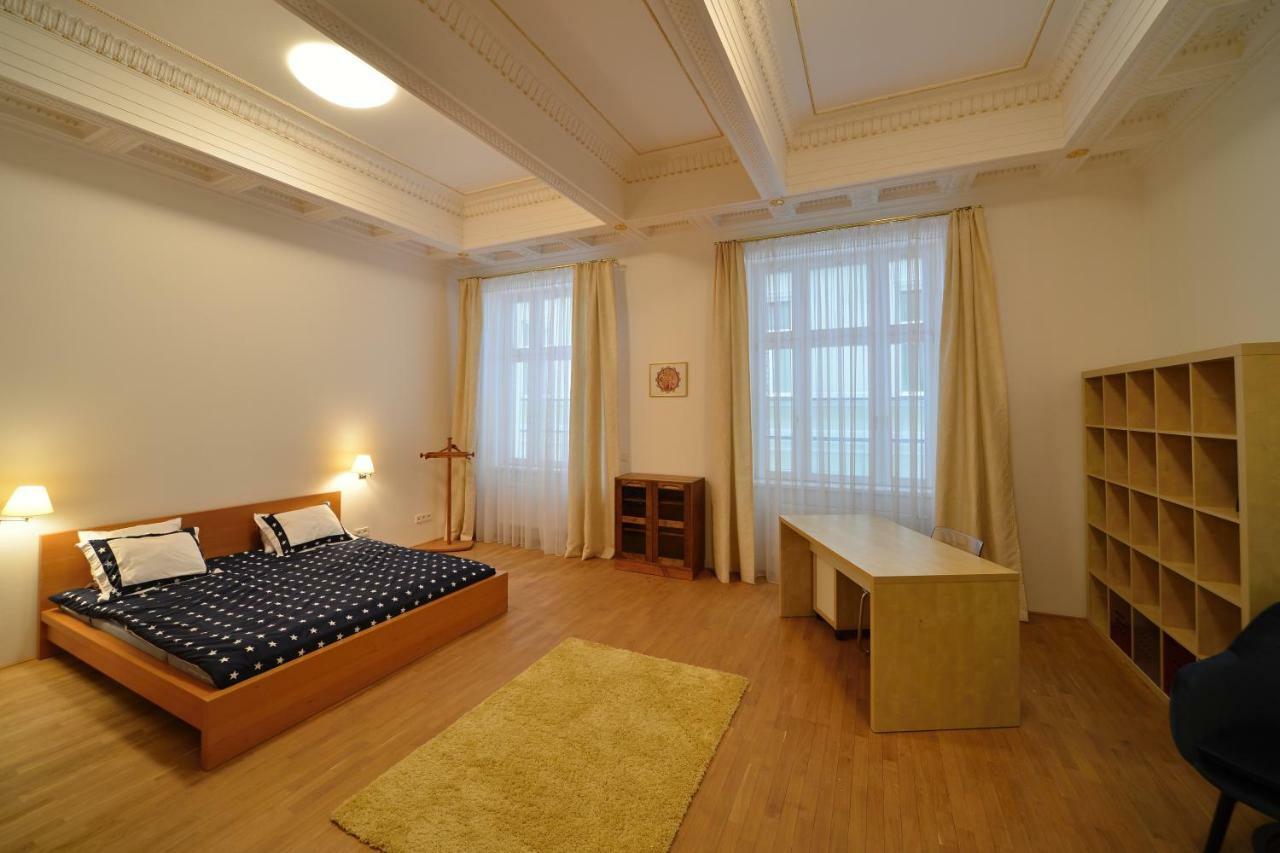 Kolonada Luxury 2 Bedroom Apartment With Balcony Mariánské Lázně Eksteriør billede